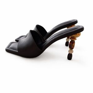 Gorgeous chocolate Cult Gaia sculptural heeled mules – Size 8, worn 2x